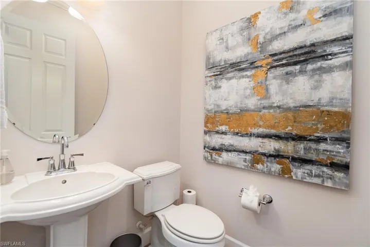 Includes a powder room - not very common!