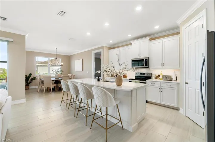 Kitchen Island Seating