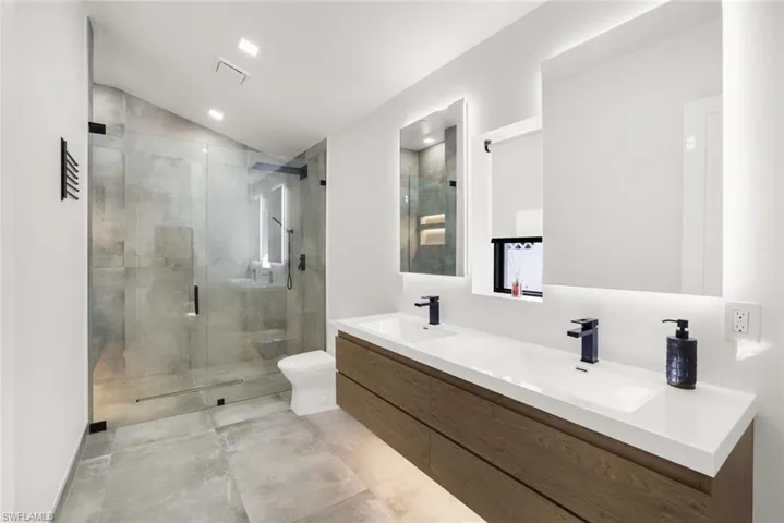 10771 6th St, Naples, Florida 34108