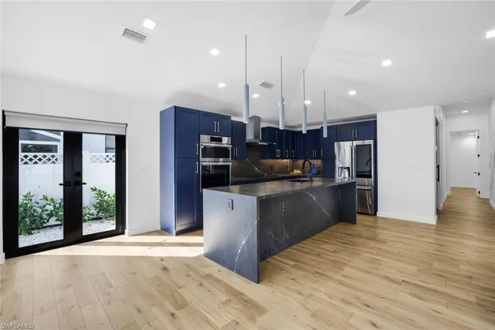 10771 6th St, Naples, Florida 34108