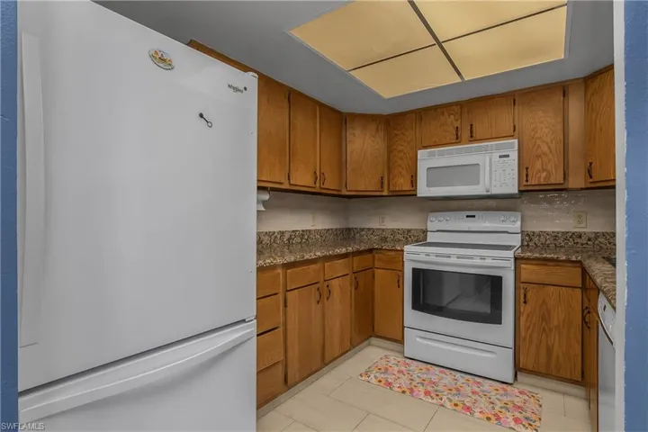 8381 Haven Ln, Fort Myers, Florida 33919