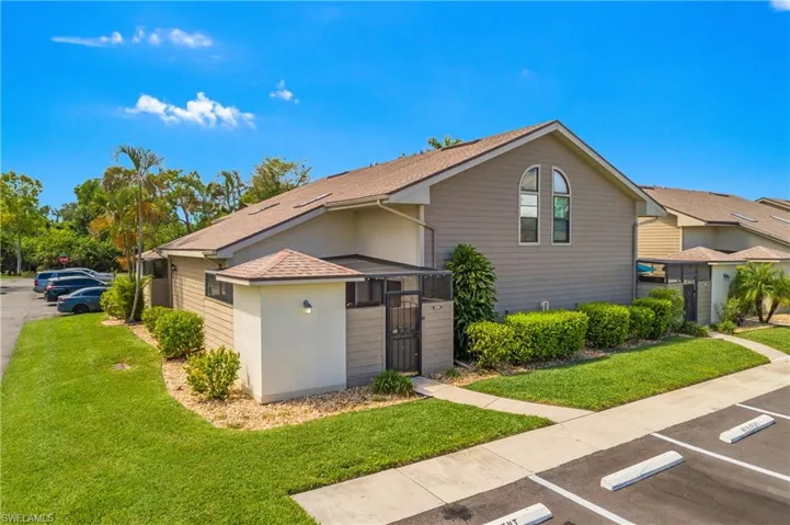 8381 Haven Ln, Fort Myers, Florida 33919