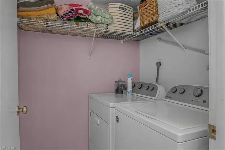 8381 Haven Ln, Fort Myers, Florida 33919