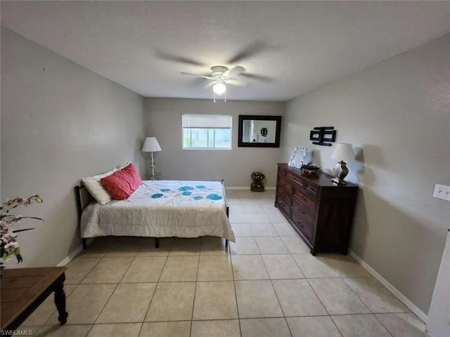 122 Nw 9th Ter, Cape Coral, Florida 33993