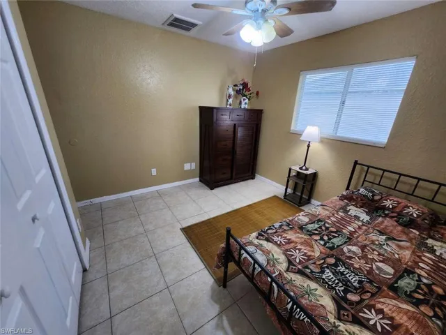 122 Nw 9th Ter, Cape Coral, Florida 33993