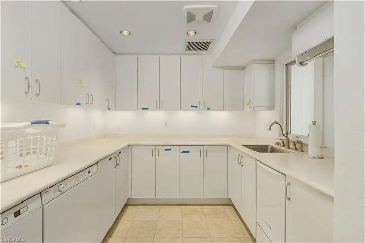 Lower level kitchen and laundry