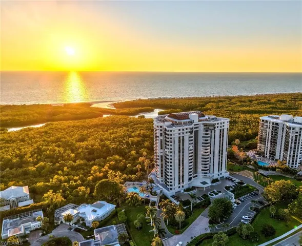 Aerial view of the Grosvenor at sunset.