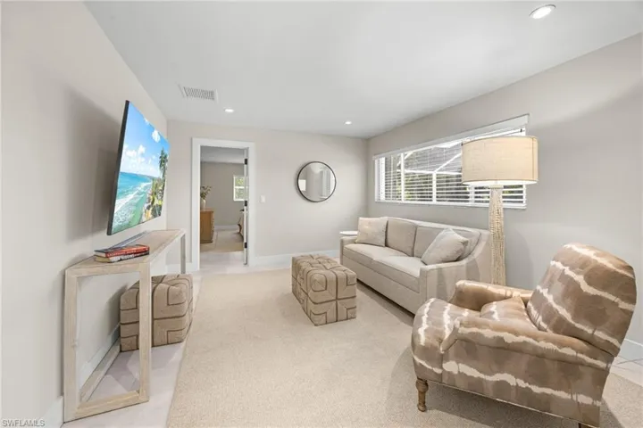 283 Palm Lake Dr, Sanibel, Florida 33957