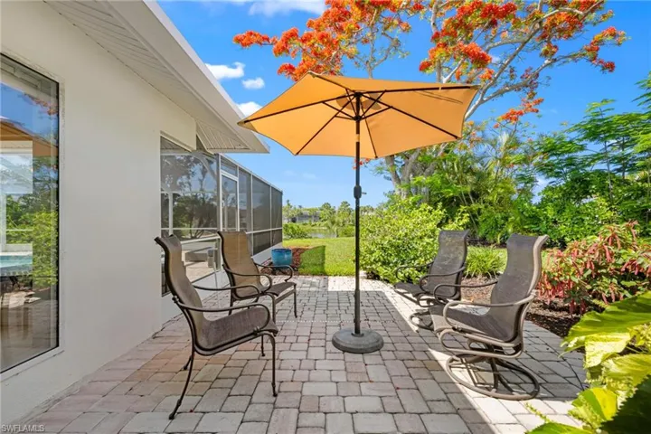 283 Palm Lake Dr, Sanibel, Florida 33957