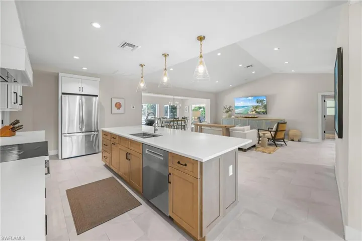 283 Palm Lake Dr, Sanibel, Florida 33957