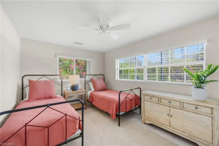 283 Palm Lake Dr, Sanibel, Florida 33957