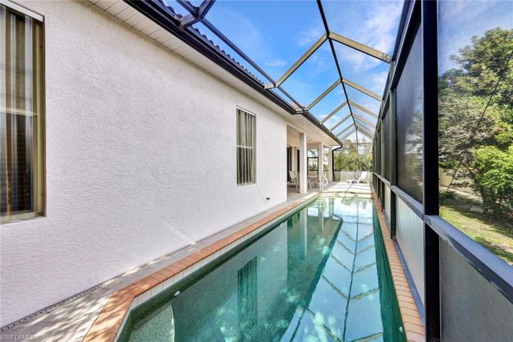 Lanai Pool