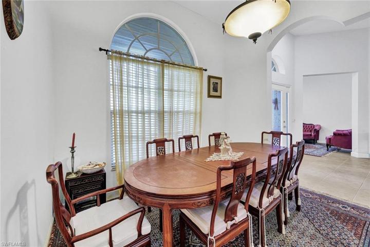 Formal Dining