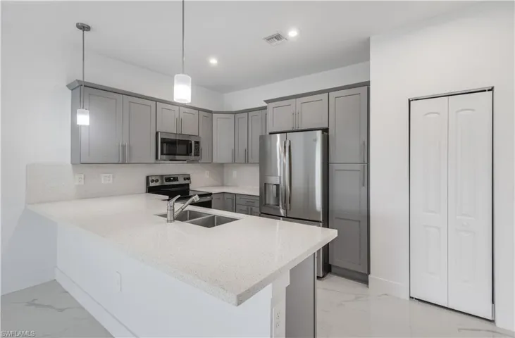 400-402  Grant  BLVD, Lehigh Acres, FL 33974