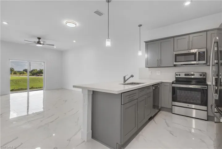 400-402  Grant  BLVD, Lehigh Acres, FL 33974