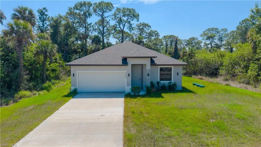 5028 W Tradewinds Cir, Labelle, Florida 33935