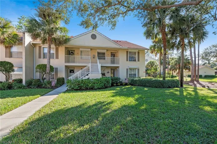 161  Robin Hood  CIR, Naples, FL 34104