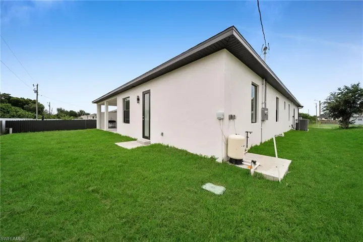 3316 7th St Sw, Lehigh Acres, Florida 33976
