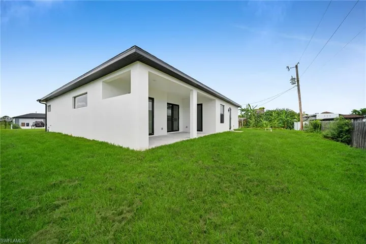 3316 7th St Sw, Lehigh Acres, Florida 33976