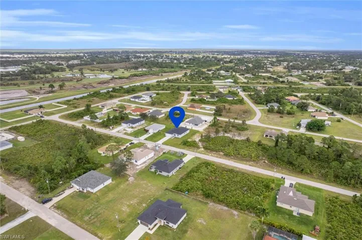 422 Ne 20th Ter, Cape Coral, Florida 33909