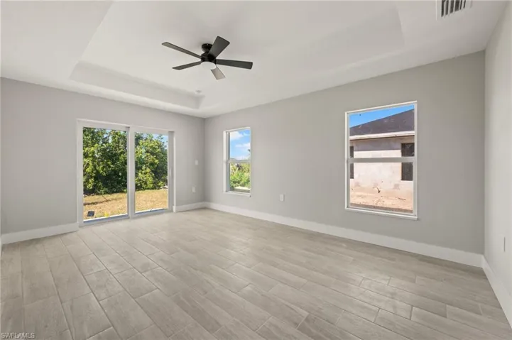 photo is of same model different home