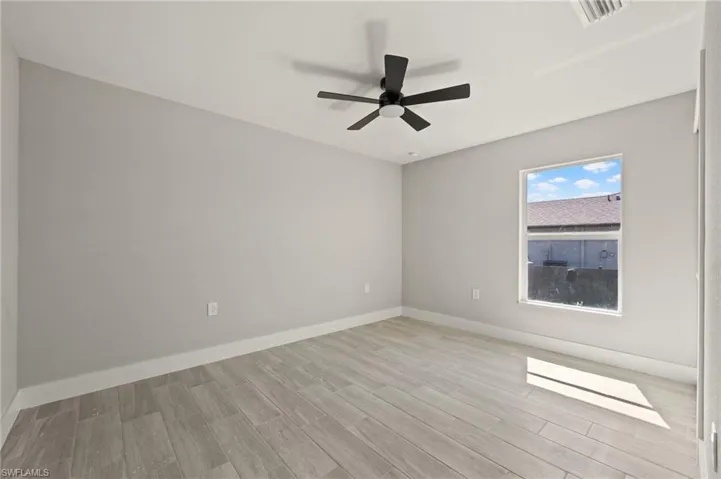 photo is of same model different home