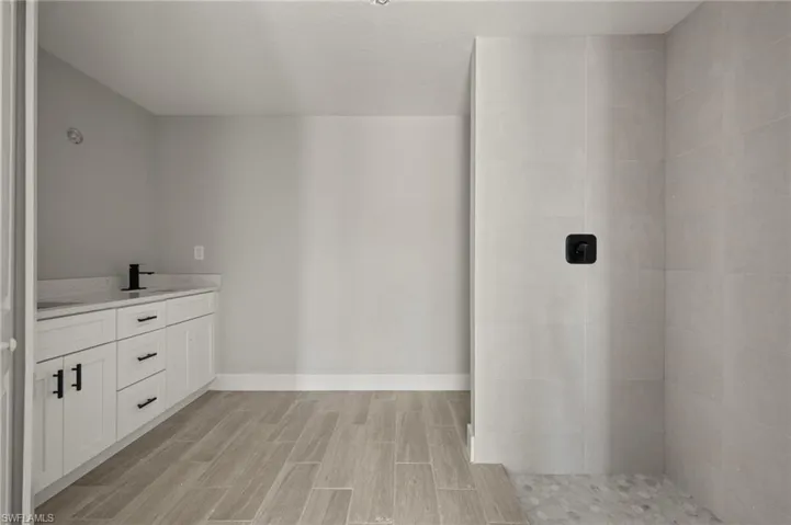 photo is of same model different home