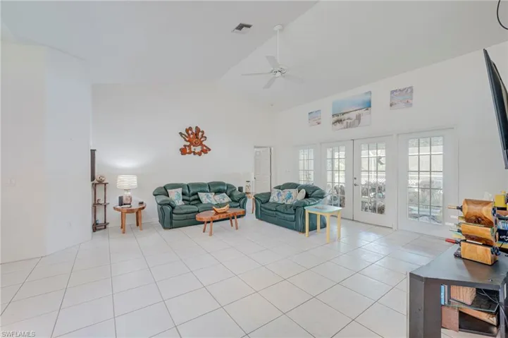 6255 Painted Leaf Ln, Naples, Florida 34116