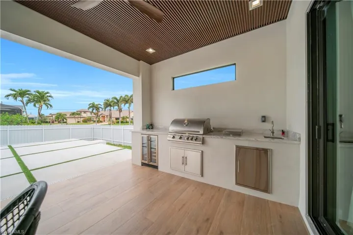 2726 Sw 38th St, Cape Coral, Florida 33914