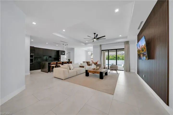 2726 Sw 38th St, Cape Coral, Florida 33914