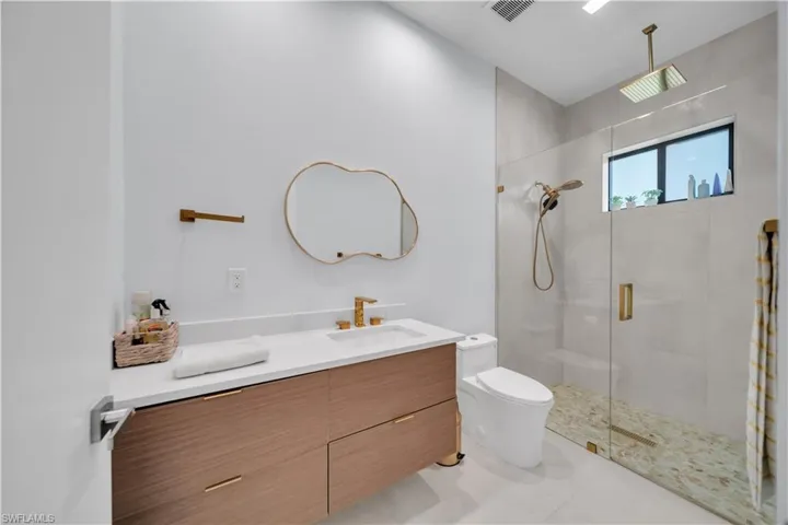 2726 Sw 38th St, Cape Coral, Florida 33914