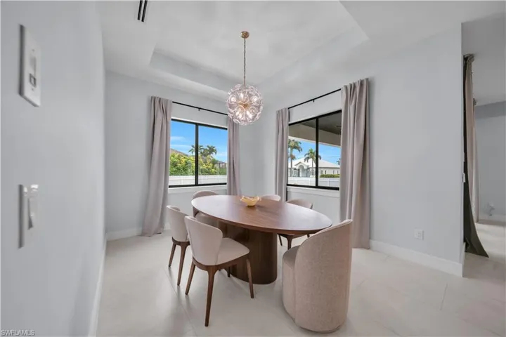 2726 Sw 38th St, Cape Coral, Florida 33914