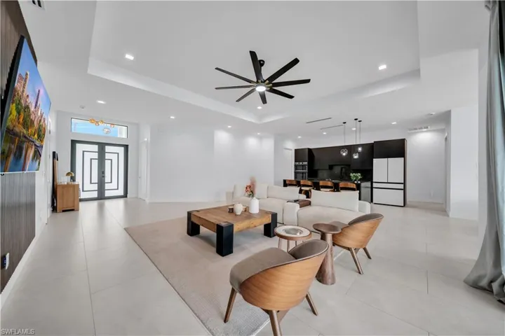 2726 Sw 38th St, Cape Coral, Florida 33914