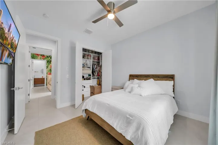 2726 Sw 38th St, Cape Coral, Florida 33914