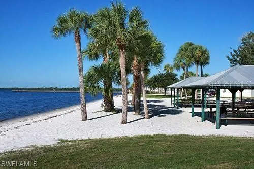 665 Windermere Dr, Lehigh Acres, Florida 33972