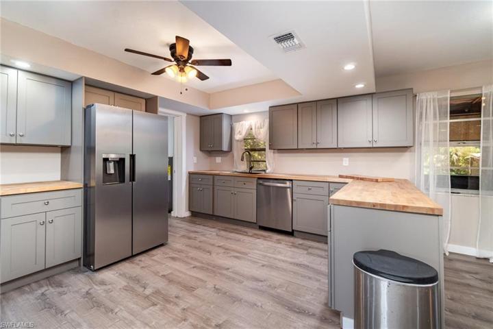 16941  Tarpon  WAY, North Fort Myers, FL 33917