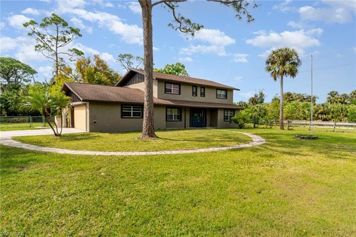 16941  Tarpon  WAY, North Fort Myers, FL 33917
