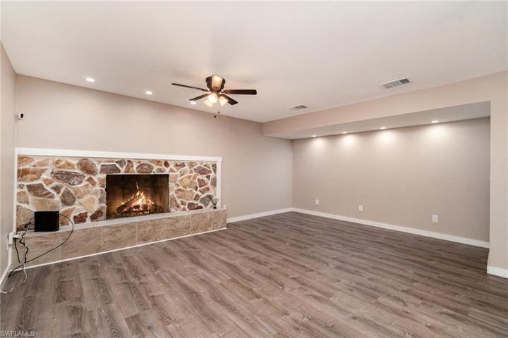 16941  Tarpon  WAY, North Fort Myers, FL 33917
