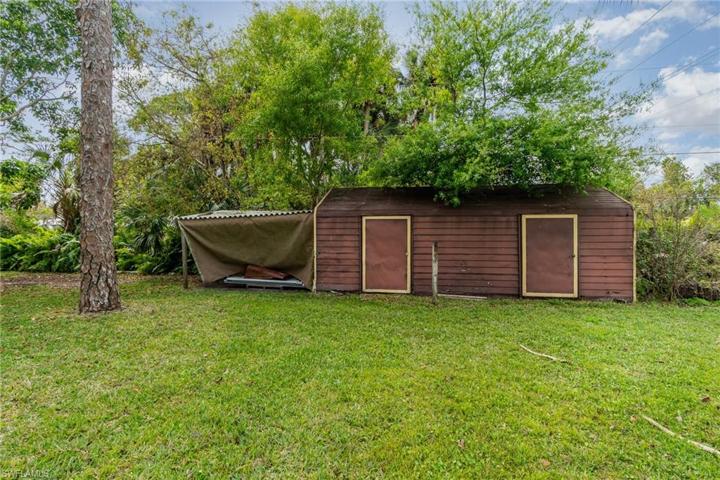16941  Tarpon  WAY, North Fort Myers, FL 33917