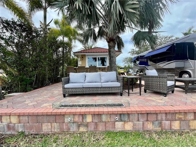 4597  Southern Breeze  DR, NAPLES, FL 34114