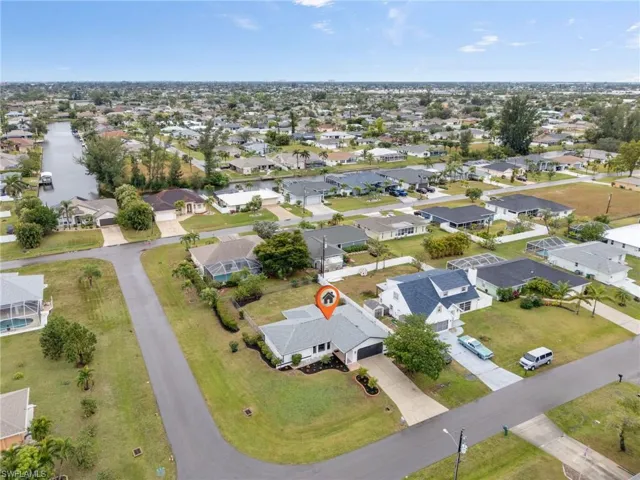 430 Se 21st St, Cape Coral Fl 33990