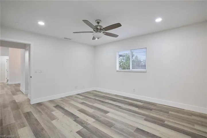 430 Se 21st St, Cape Coral Fl 33990
