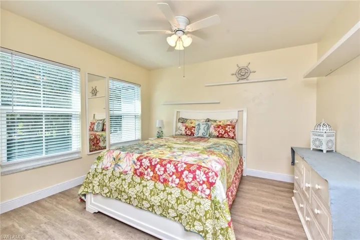 1100 Diamond Cir 1104, Naples, Florida 34110