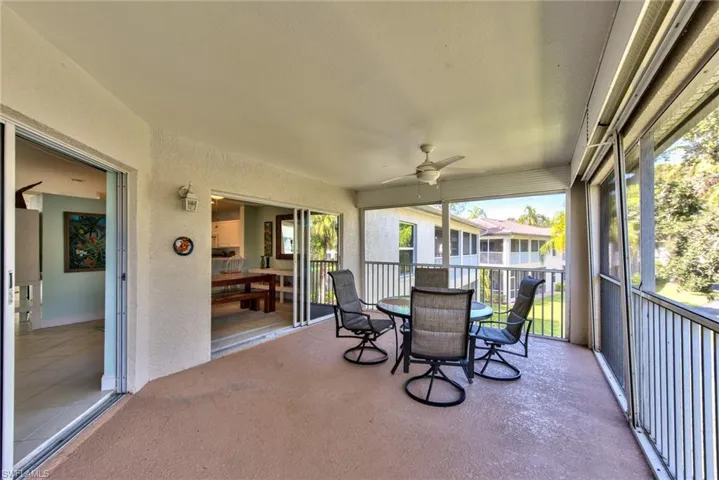 1100 Diamond Cir 1104, Naples, Florida 34110