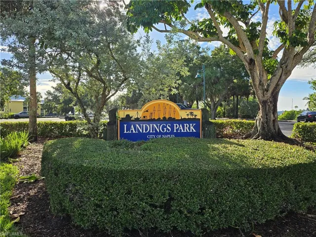 1050 9th St S 102, Naples, Florida 34102