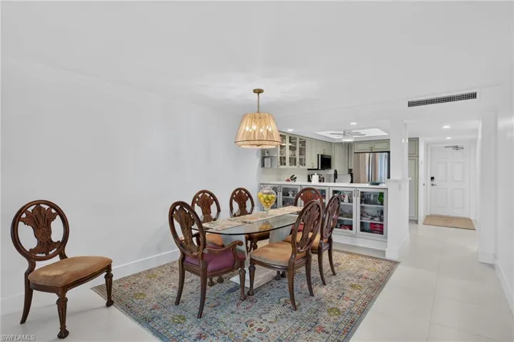 26000 Hickory Blvd 705, Bonita Springs, Florida 34134