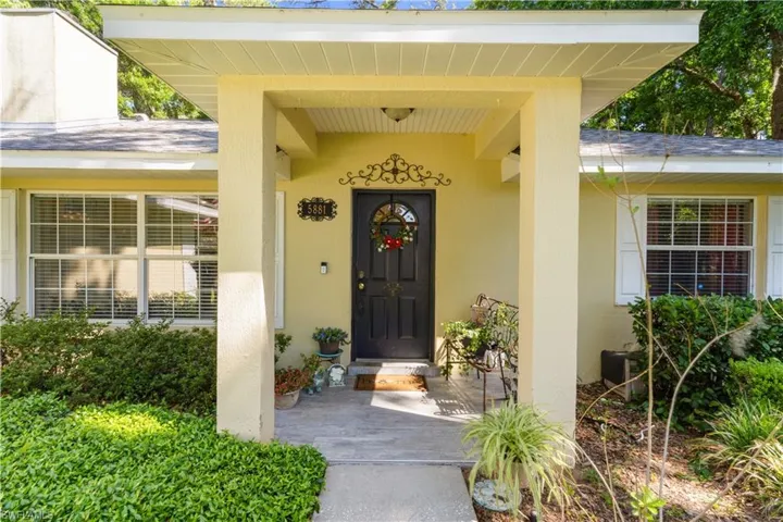 Front Porch & Entry