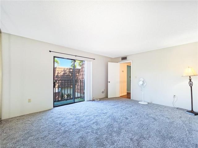 5213  Cedarbend  DR, Fort Myers, FL 33919