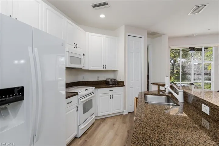 1380 Sweetwater Cv 102, Naples, Florida 34110