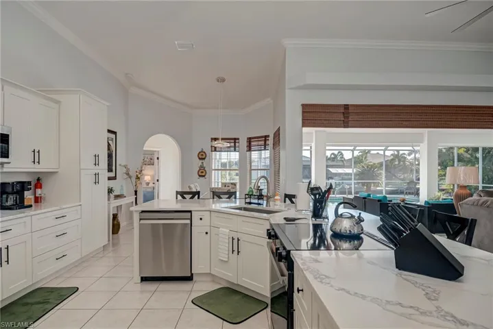 2540 Sw 30th St, Cape Coral, Florida 33914